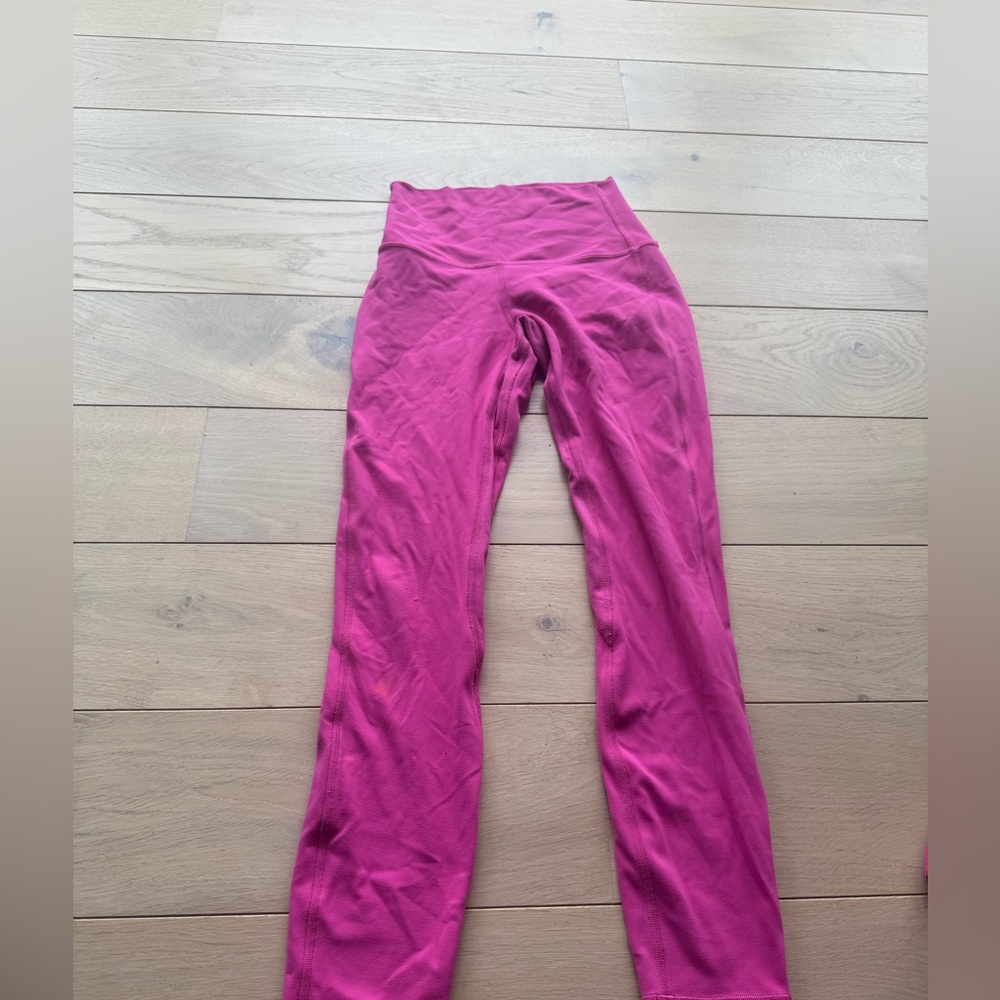 Lululemon pink leggings